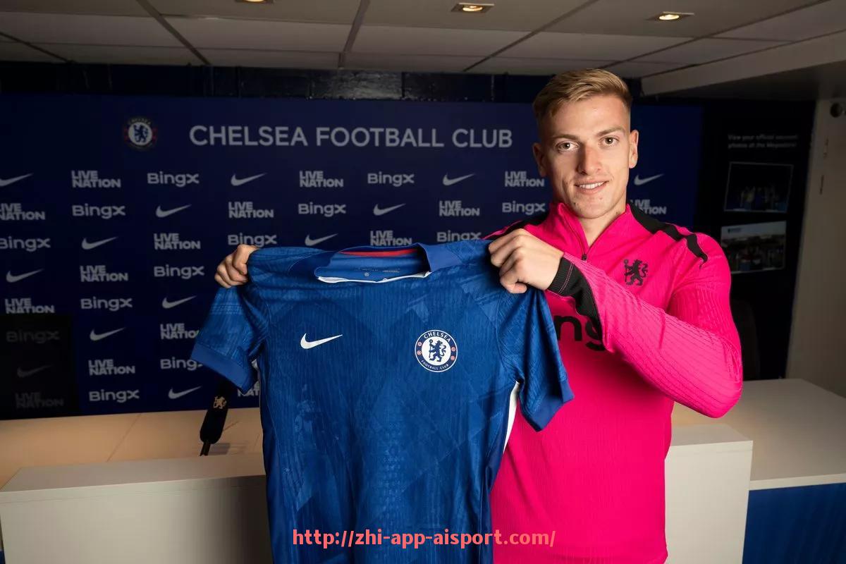 爱体育app-德甲球队转播分成机制及其对俱乐部收入的影响